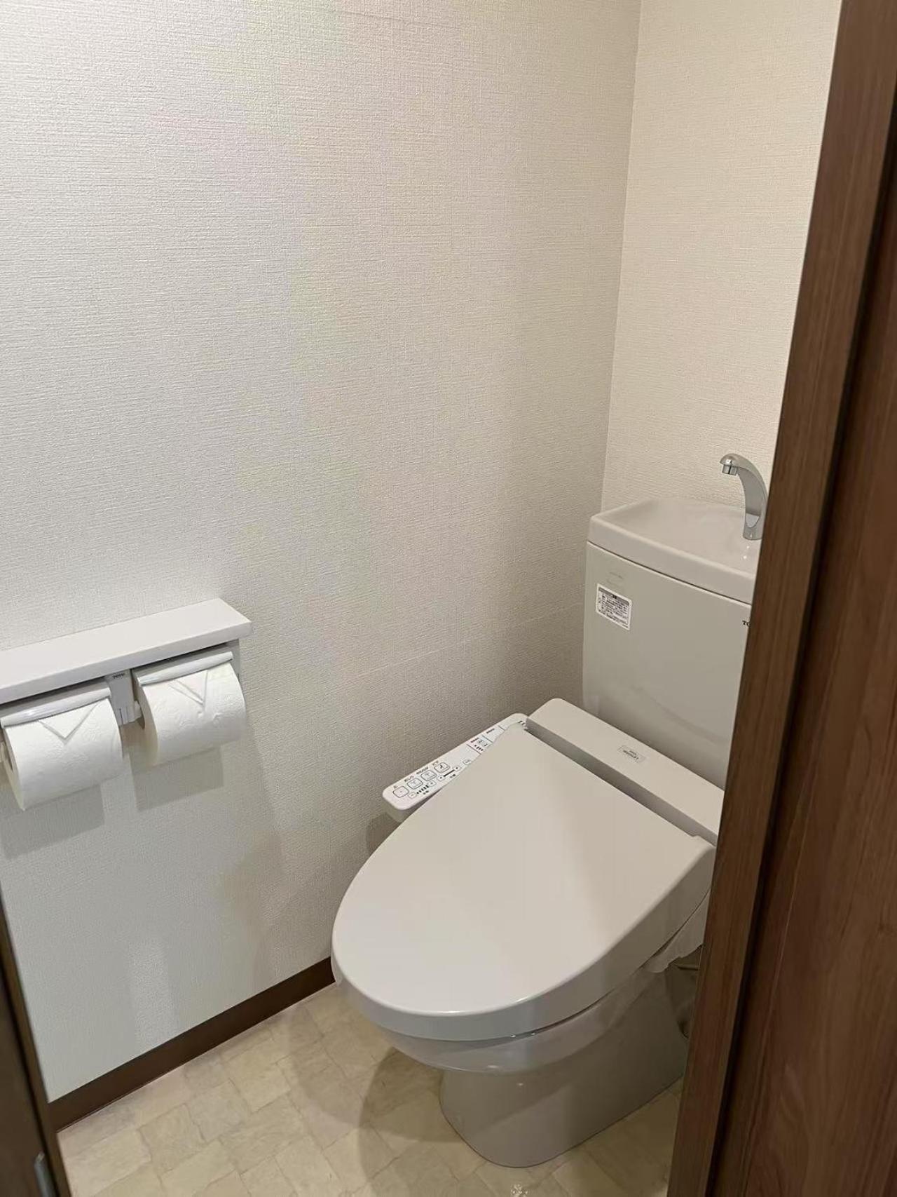 Skyhotel Ryogoku 駅徒歩4分 Casa de hóspedes *
